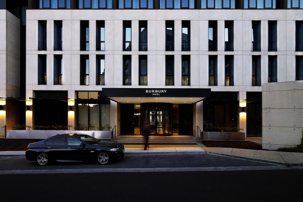Burbury Hotel Canberra Exterior photo
