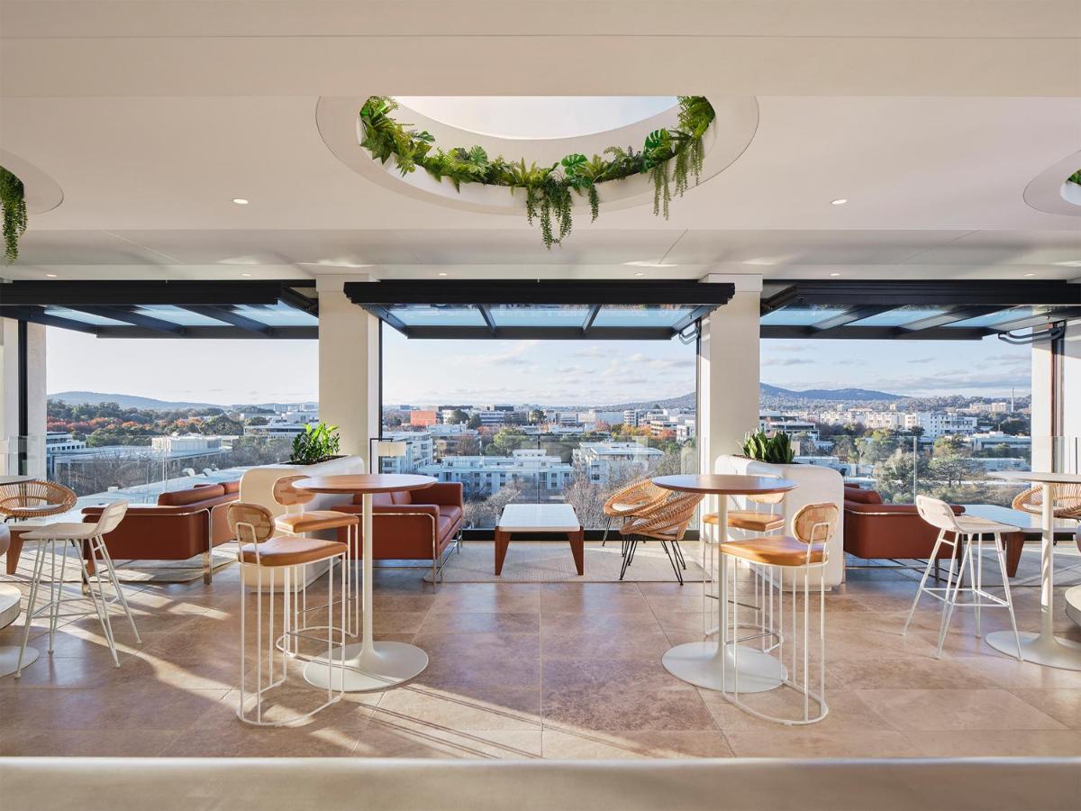 Burbury Hotel Canberra Exterior photo