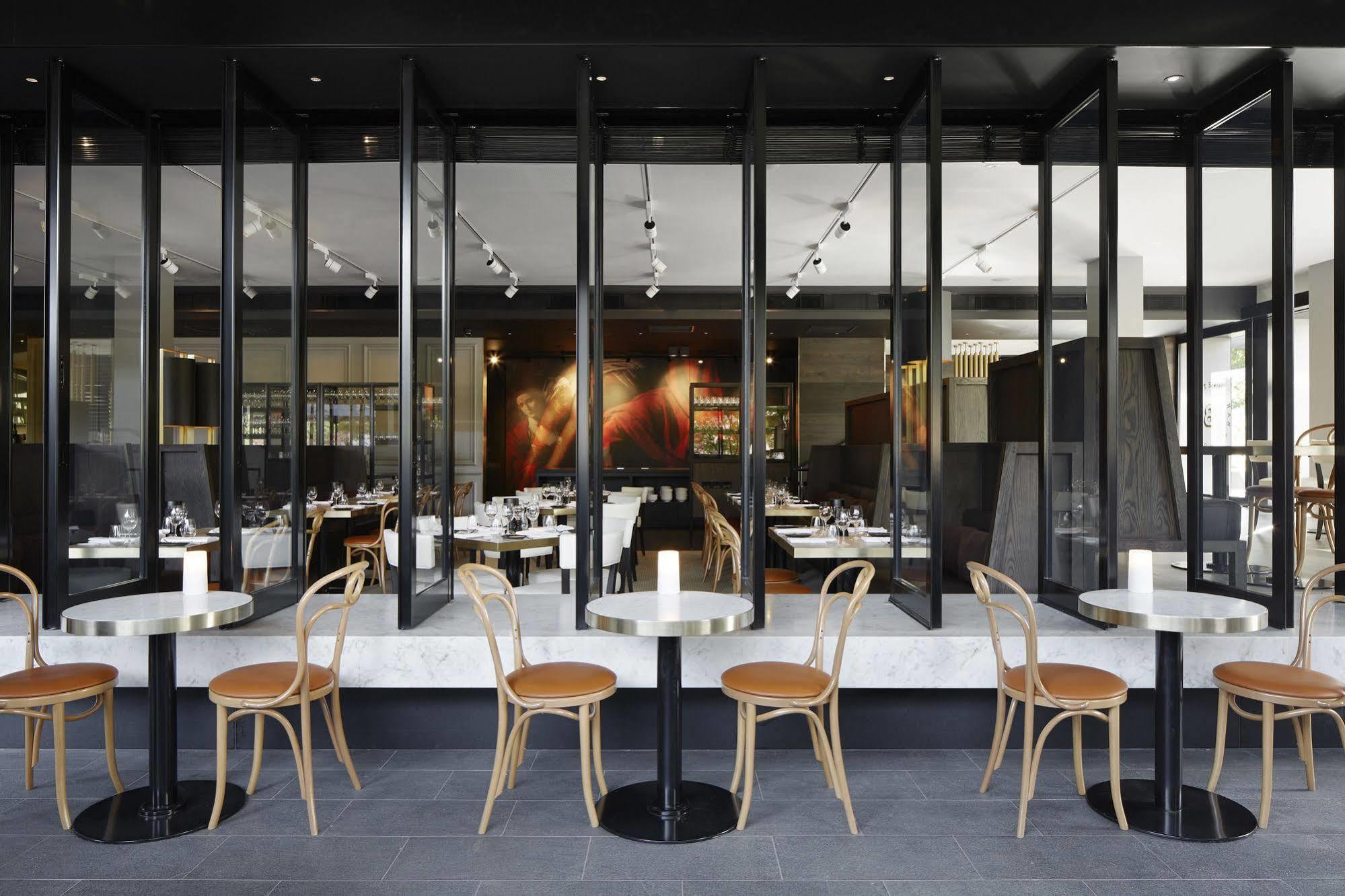 Burbury Hotel Canberra Exterior photo