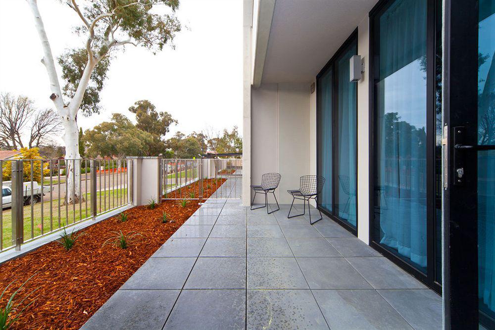 Burbury Hotel Canberra Exterior photo